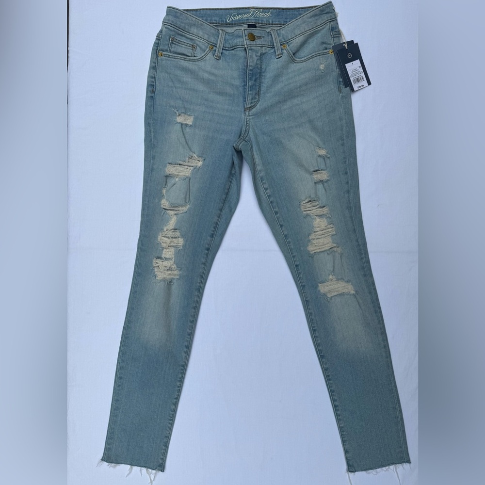Universal Thread Light Blue Distressed Skinny Jeans Size 4 NWT
